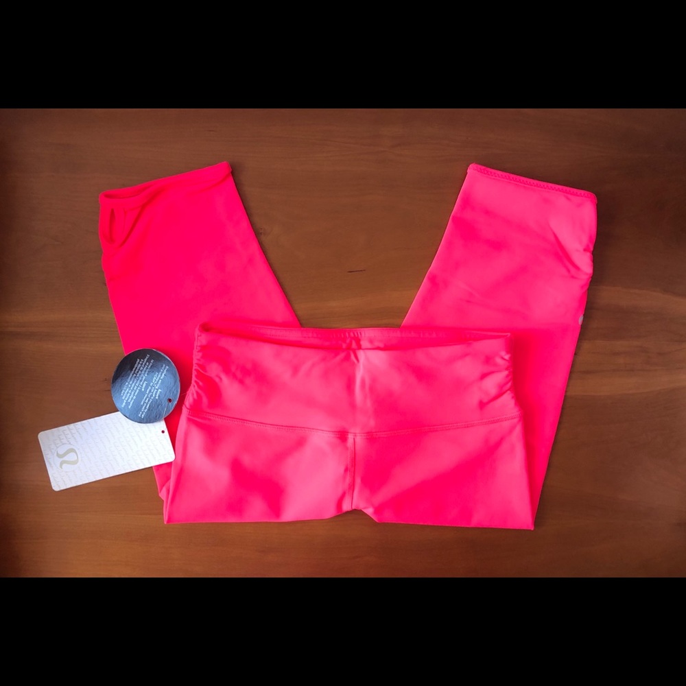 NWT Lululemon Dhanurasana Crop in Neon Flash 🍊